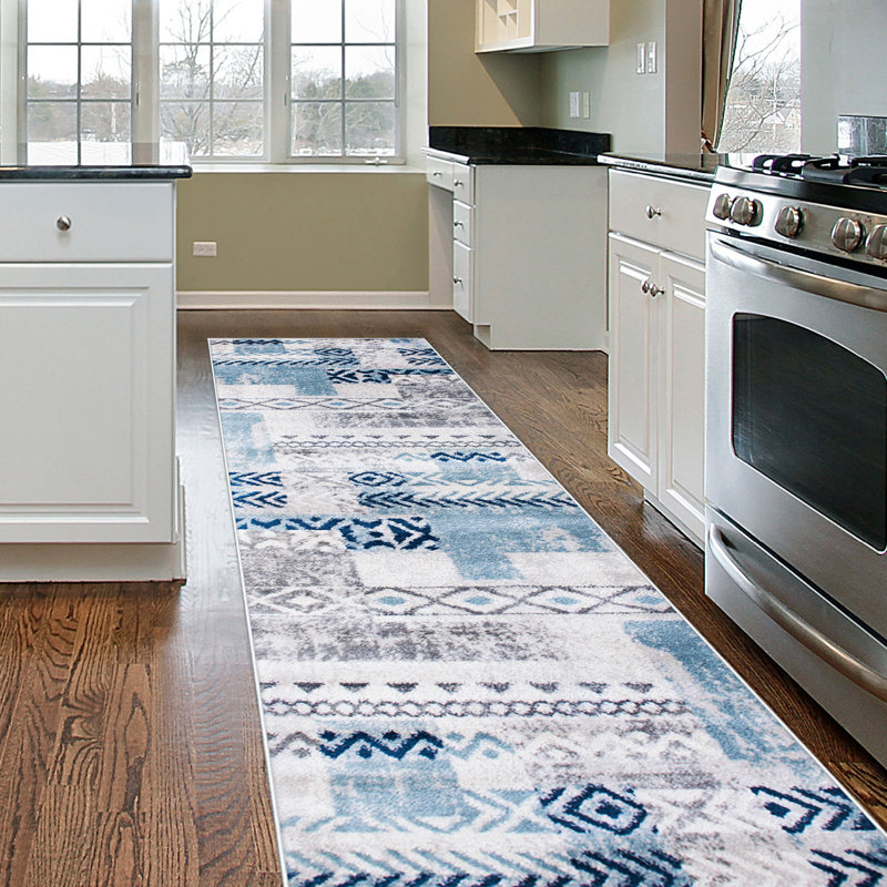 Alvardo Indoor Rug, Runner 2' x 7'