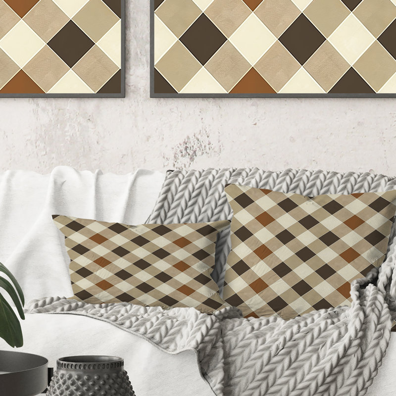 Coussin décoratif à motif vichy brun et beige I, H 16 po x l 16 po