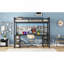 Lit mezzanine simple polyvalent avec bureau, tablettes et conception en L pour une configuration de chambre fonctionnelle et peu encombrante.-1551468050-1551468049