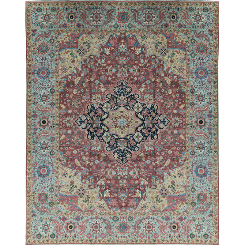 Luxurious Wool Oriental Area Rug