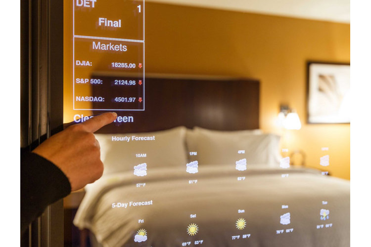 Mobile innovations top the IT to-do list for many hotels in 2018.