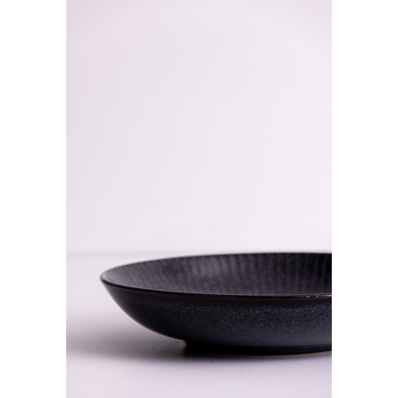 Reactive Linear Set Of 4 Pasta Bowls, Black