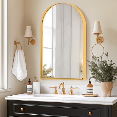 Armoire à pharmacie encastrée avec miroir, armoires à pharmacie à miroir pour salle de bain, armoire à miroir de salle de bain 24 po x 36 po avec rangement et structure en métal lourd, fixation murale en surface (doré, arqué)