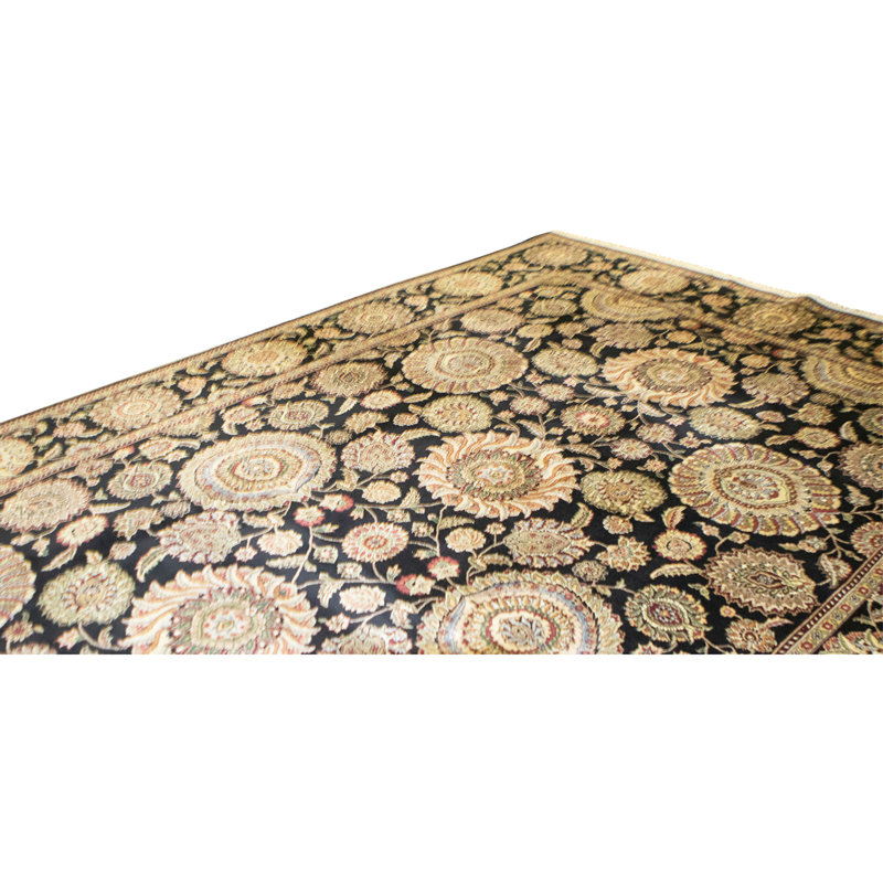 Tapis noir noué à la main de haute qualité