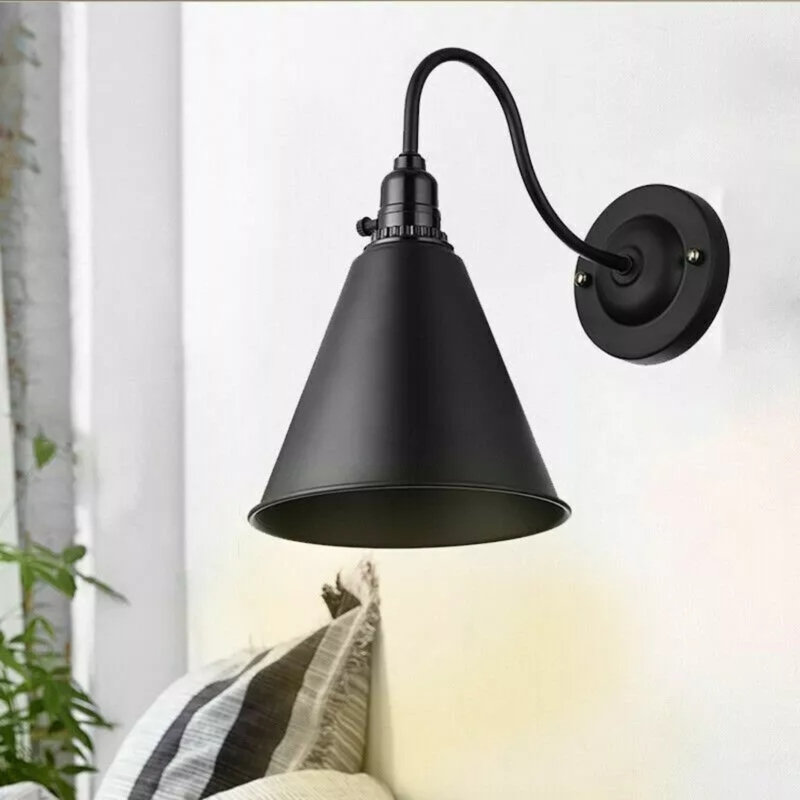 Hillandale Armed Sconce