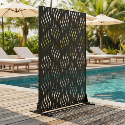 71" H Black Metal Privacy Screen Outdoor, Freestanding 5-Panel Patio Divider Set for Balcony Deck Backyard, Rust-Proof Heavy Duty – 2 Assembly Options, Wavy Lines