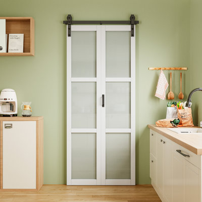 Porte de grange pliante à 3 panneaux en verre dépoli, en bois massif manufacturé, préassemblée et peignable, 63,5 cm x 213,4 cm (25 po x 84 po), avec trousse de quincaillerie d'installation (idéale pour les petits placards, garde-manger, buanderie et salle de bain).