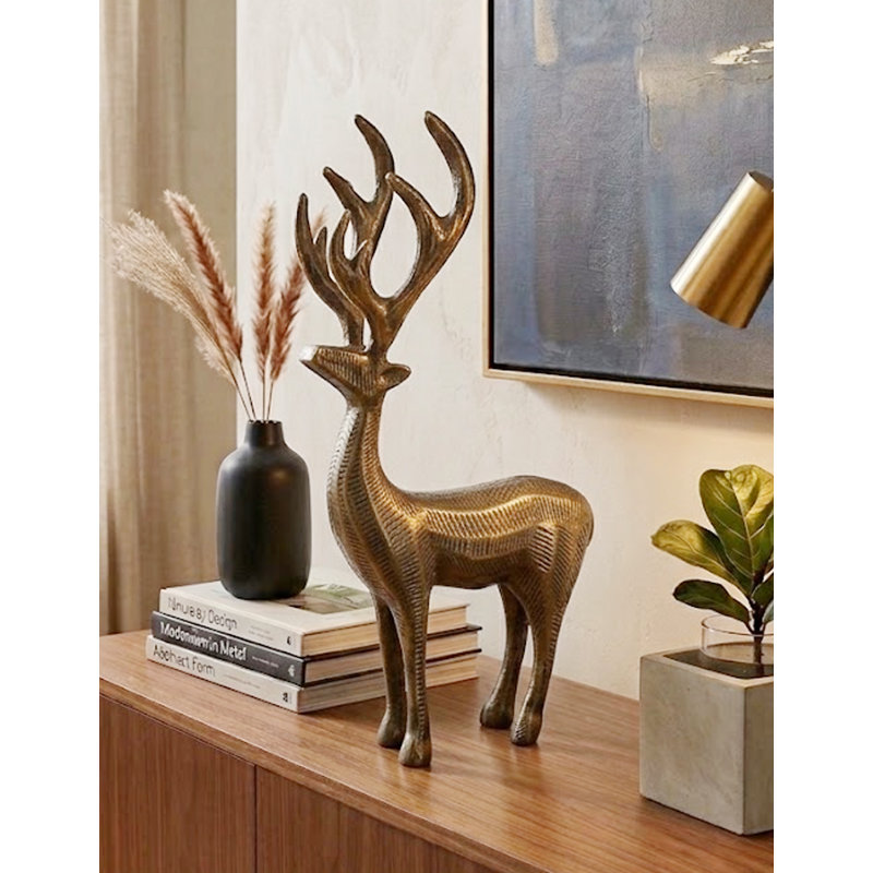 Cerf Aethelred moderne en aluminium texturé