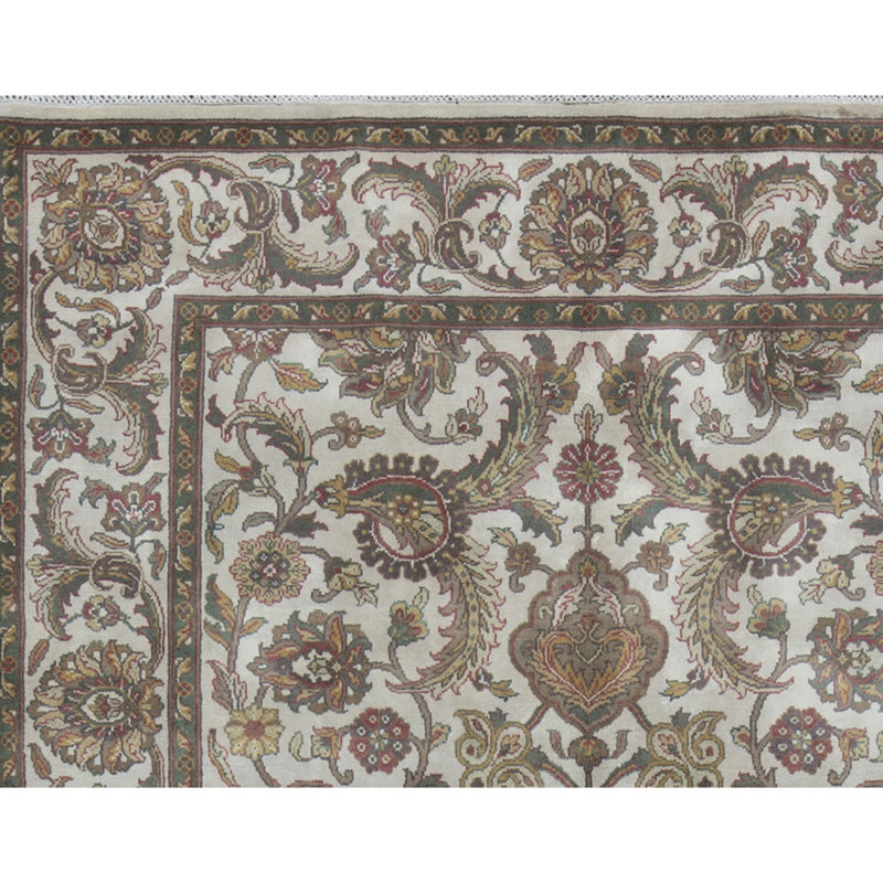 Tapis ivoire et ivoire noué à la main de haute qualité