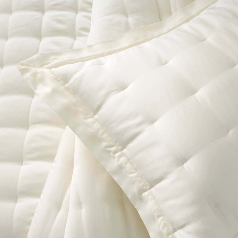 Silken Solid Puff, King Quilt, Ivory
