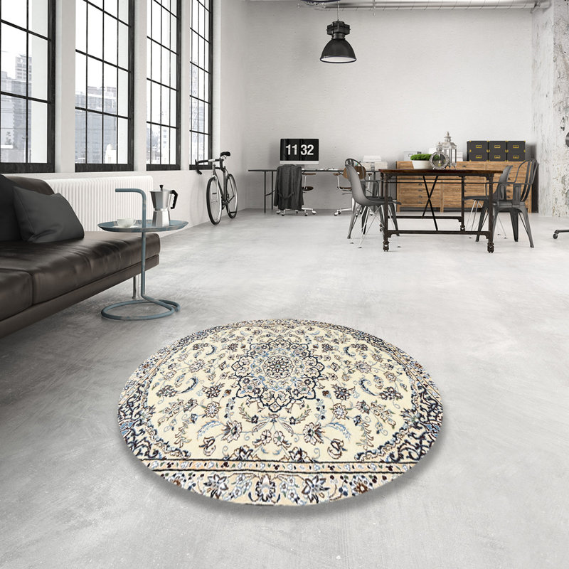 Oriental Indoor Rug, Round 4'