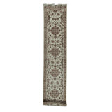 Oriental Area Rug in Ivory/Red/Light Green