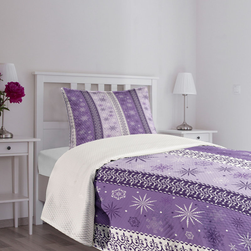 Lavender and White Twin Quilted Bedspread Set with Pillow Sham