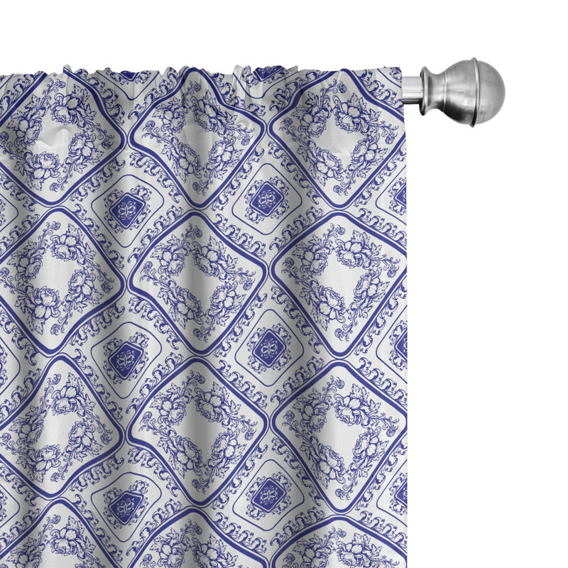 Rideaux à 4 panneaux East Urban Home Flower, 56 po x 95 po, blanc et bleu