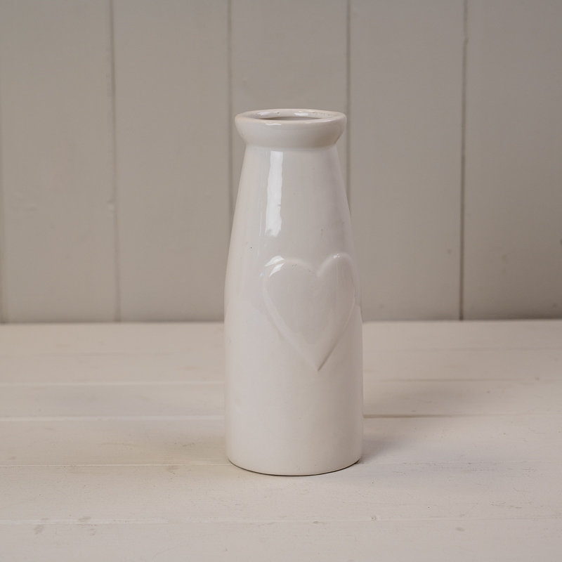 Ceramic vase with heart 8.8x18.8cm Weight-329g