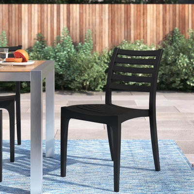 Chaise de terrasse empilable Ayvah