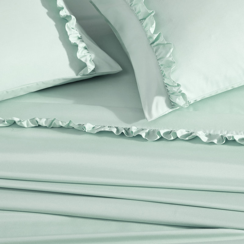 Swift Home Ruffle Hem 4-Piece Ultra-Soft Microfiber Sheet Set - Farmhouse, Shabby Chic, Feminine - Fits Mattress up to 14" Thick - Peach Fuzz, Durable, Easy Care