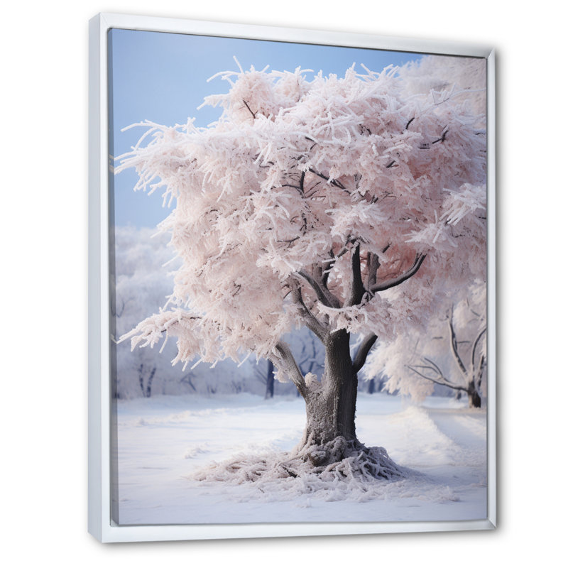Arbre blanc dans un paysage d'hiver II, H 44 po x l 34 po x P 1,5 po, Cadre flottant blanc