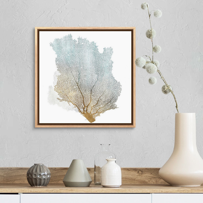 «Delicate Coral I» par Isabelle Z - reproduction d'art sur toile, H 17,25 po x l 17,25 po, Toile avec cadre photo