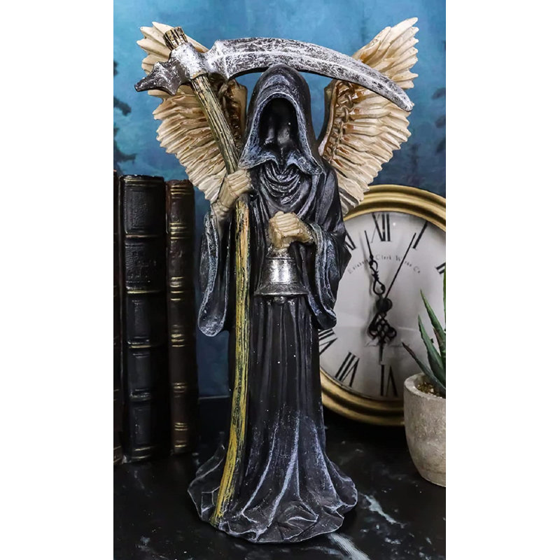 Figurine Alyxandrea Ebros