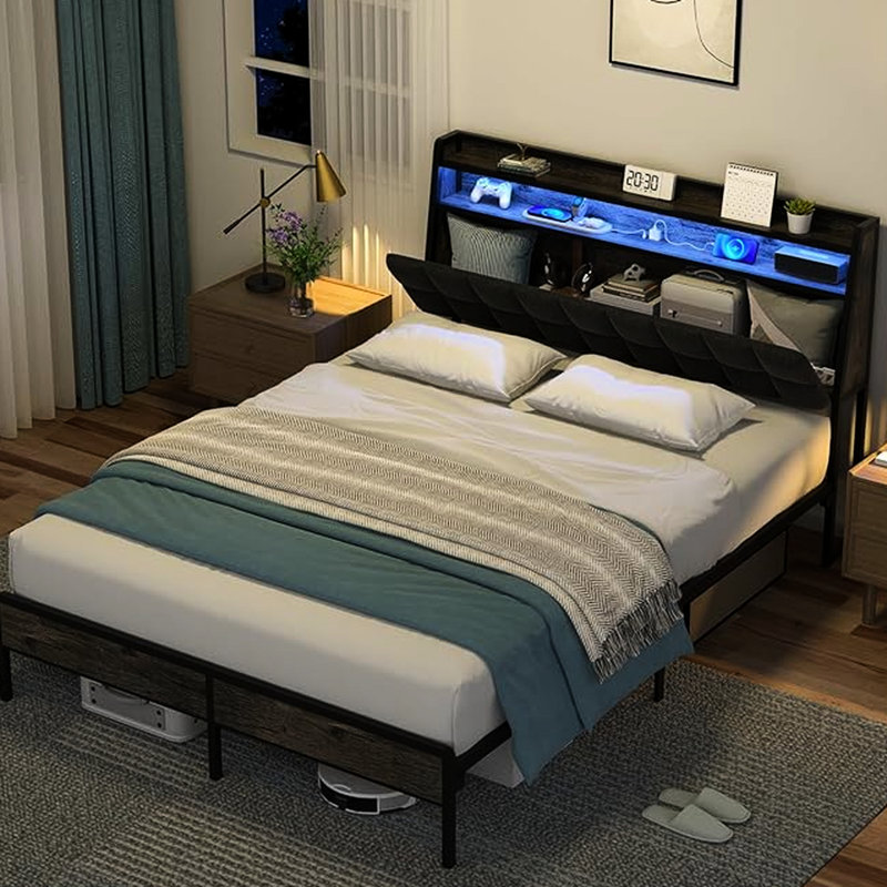 Base de lit double avec tête de lit ergonomique, lumières DEL dans 23 modes, station de recharge pour téléphones et tablettes, espace de rangement inférieur. Cadre en métal noir, bois franc d'ingénierie