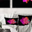 Fuchia et encre rose sur fond noir - Coussin décoratif moderne-1300004919