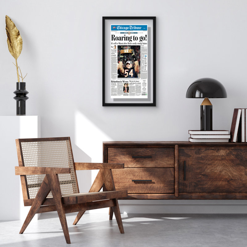 Olley Floating Frame for Newspaper - Composite Wood & Plexiglass - 15x26 - Black