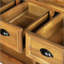 Armoire de charme avec charme rustique et options de rangement polyvalentes-110320866