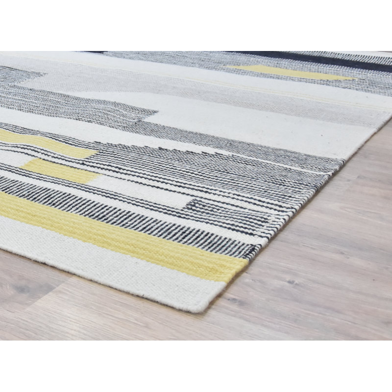 Izora Indoor Rug, Rectangle 2'10" x 5'