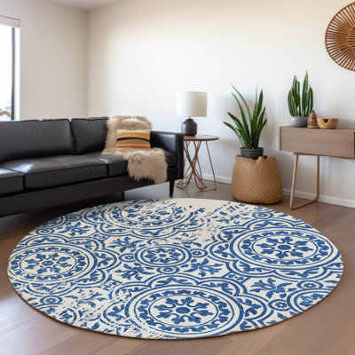 Lamanna Washable Oriental Indoor / Outdoor Rug
