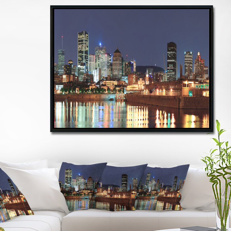 «Bright Montreal at Dusk», reproduction de photo sur toile tendue encadrée, H 12 po x l 20 po x P 1 po