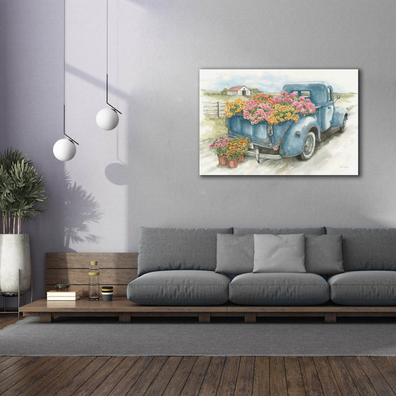 «Truck With Flowers On Blue» par Leslie Trimbach, art mural sur toile, H 40 po x l 60 po x P 1,5 po
