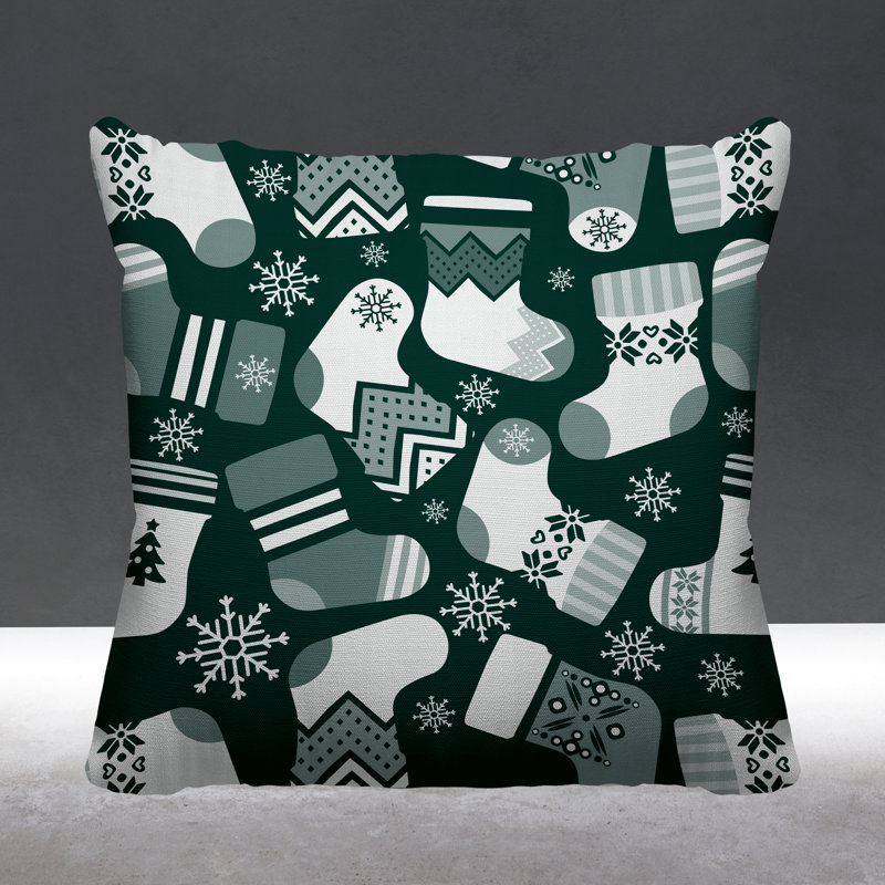 Coussin décoratif intérieur / extérieur Christmas Stockings, Vert, L 17 po x H 17 po
