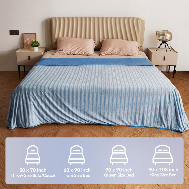 Catalonia Queen Blue Lightweight Cooling Reversible Blanket