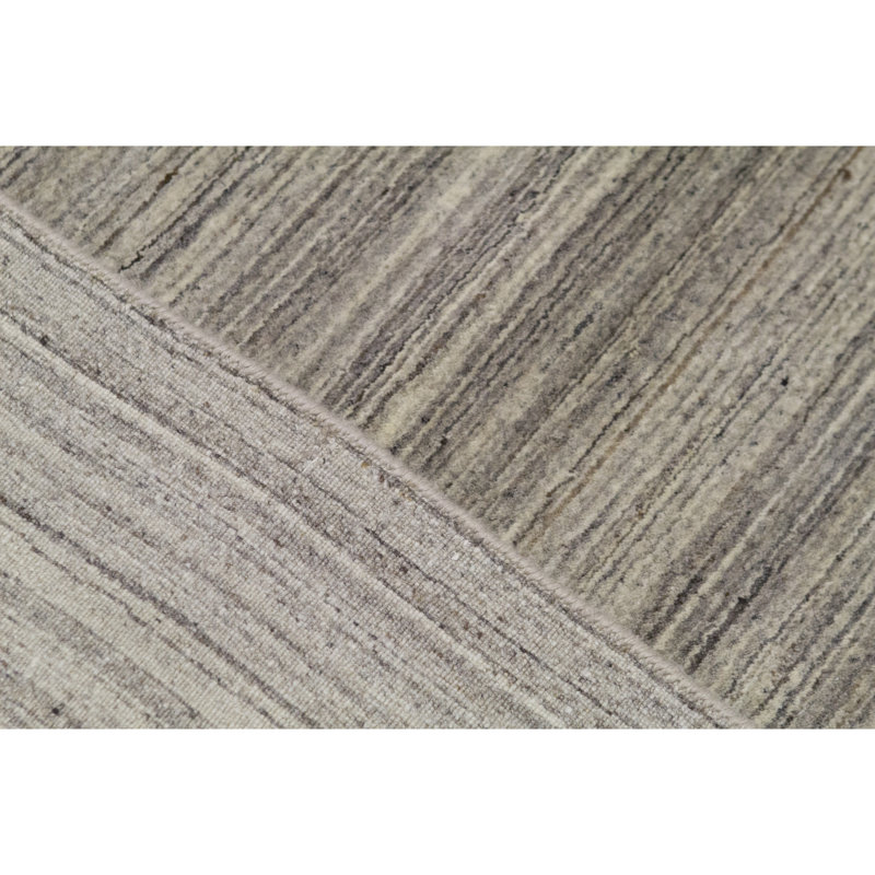 Wool Area Rug in Gray