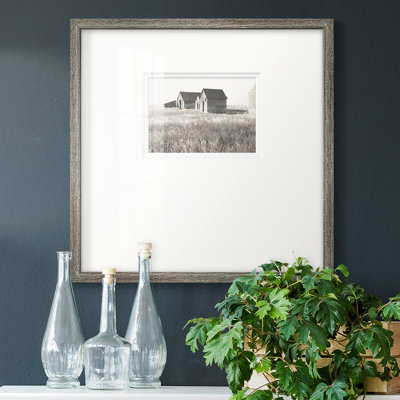 Kieron Neutral Barn, impression sur papier encadrée