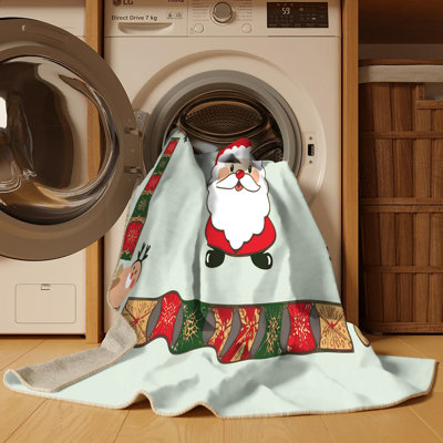 Tapis de vacances d'hiver de Noël lavable The Holiday Aisle®