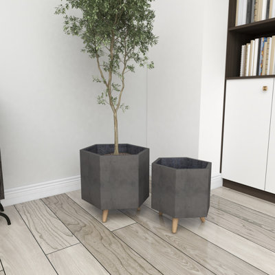Vanmatre Planter