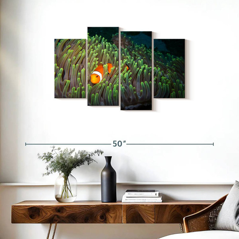 Brampt Underwater Clownfish, 22" H x 36" W