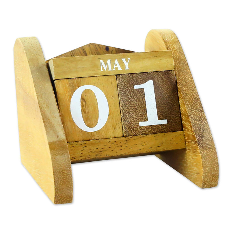 Calendrier de bureau en bois Shandra
