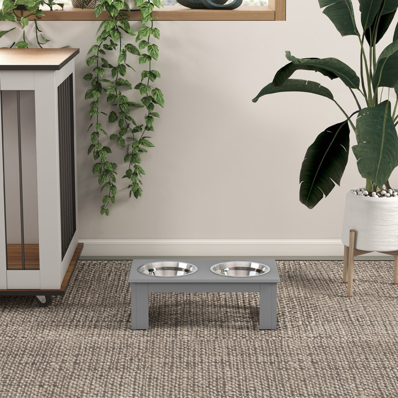 Anti-Skid Elevated Feeder