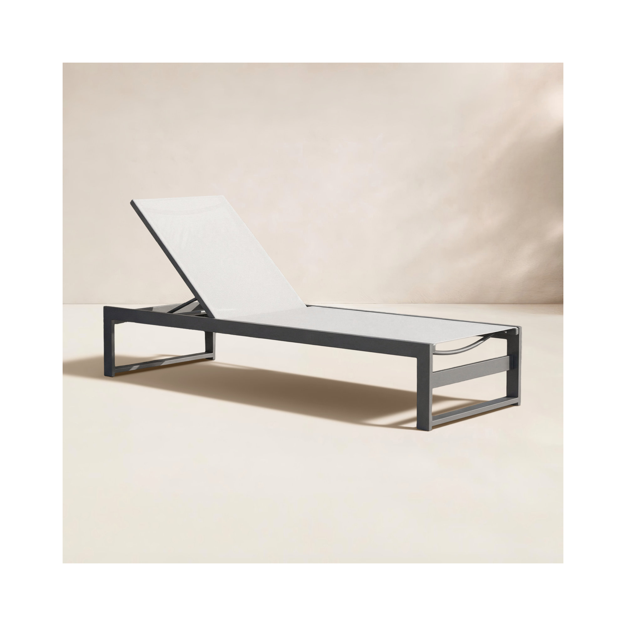 Howe Aluminum Outdoor Chaise Lounge, White