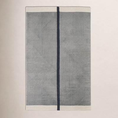 Nio Gray Black Hand-Woven Rug