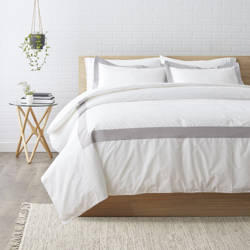 Full/Queen White Cotton Embroidered Duvet Cover Set