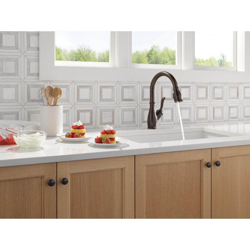 Leland VoiceIQ Kitchen Faucet with Touch2O with Touchless Technology, Venetian Bronze