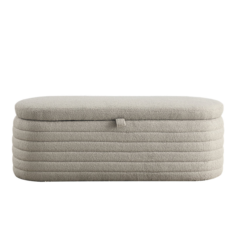 Idéal pour une utilisation dans la chambre à coucher, le salon ou le vestibule, il est offert dans une charmante finition en tissu gris.