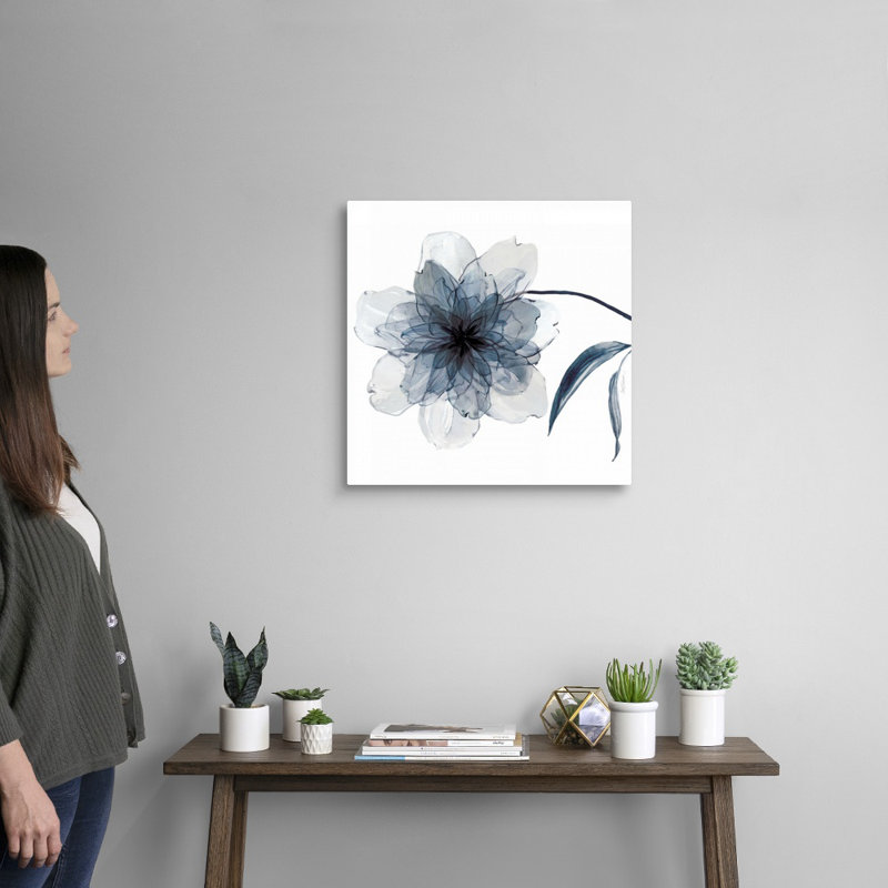 Indigo Bloom II - reproduction d'art sur toile, H 20 po x l 20 po x P 1,25 po, Toile tendue