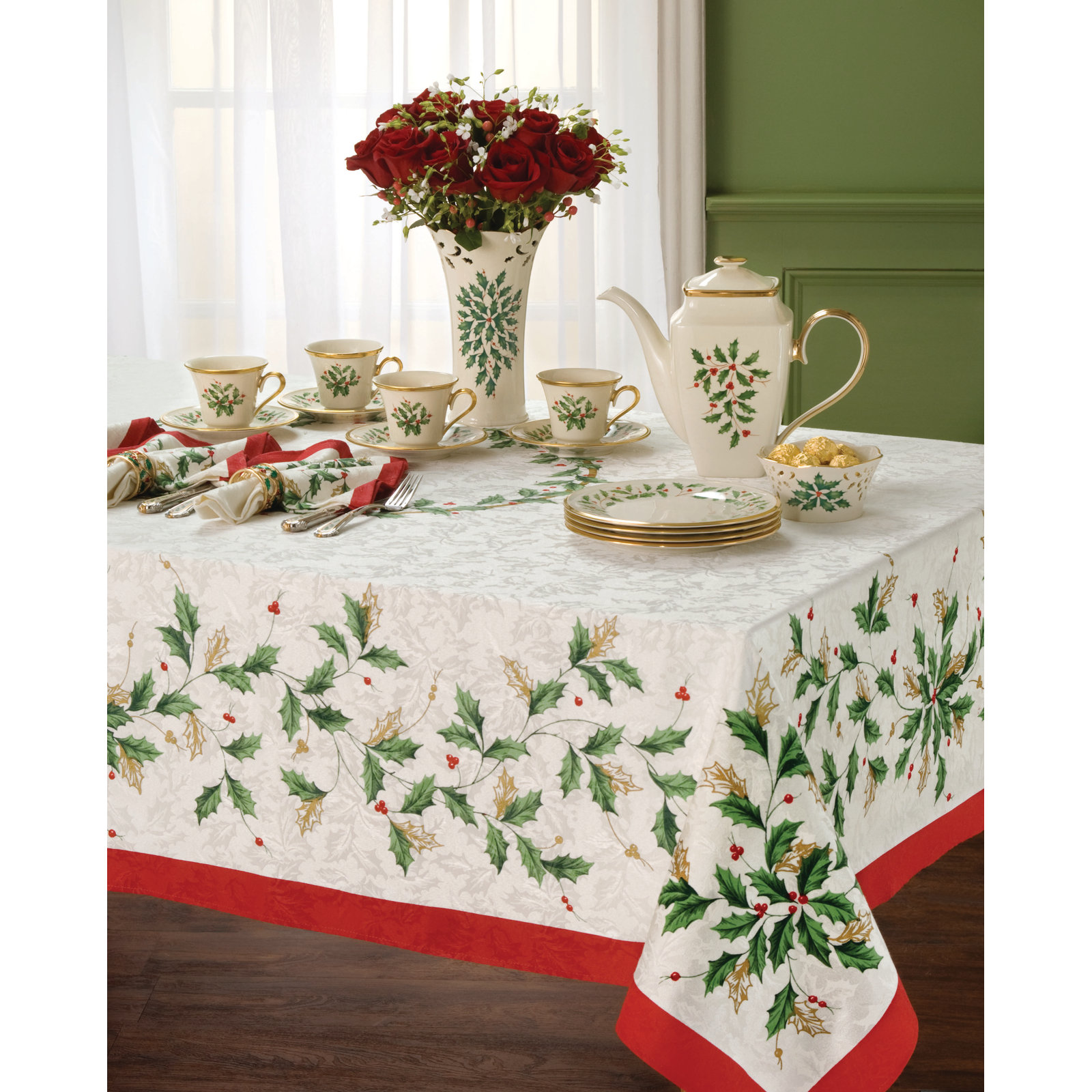 Holiday Placemat and Napkin Set