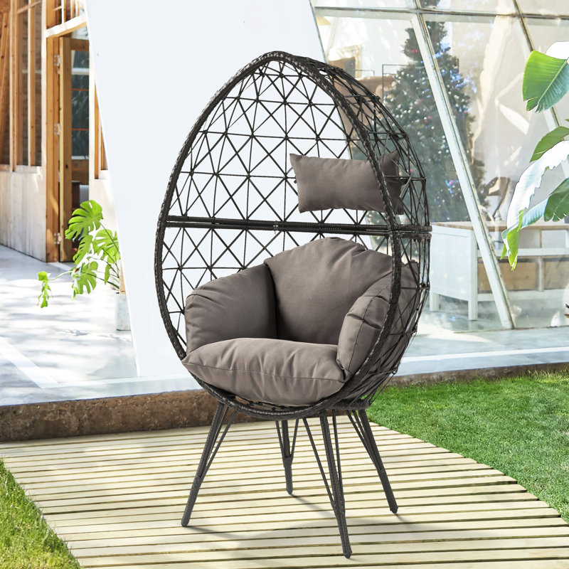 Siège d'extérieur chic avec coussin de chaise confortable noir et gris