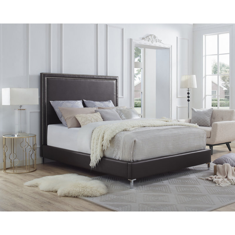 Lit plateforme tapissier Crampton, Expresso, Très grand lit, Cuir